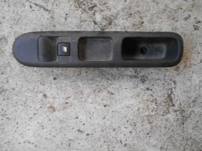 Interruttore lavacristalli anteriore destro PEUGEOT 3008 1 PHASE 1 Diésel - 1