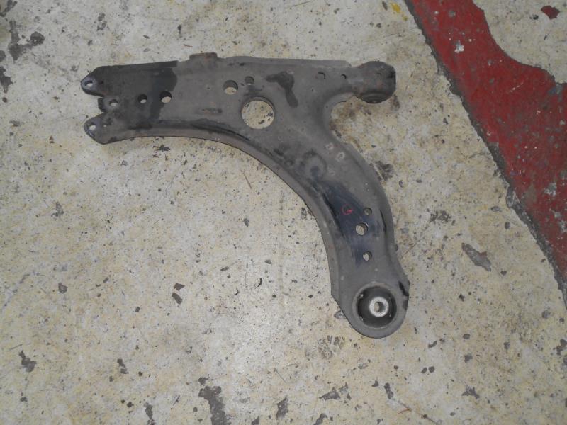Triangle avant gauche AUDI A3 1 PHASE 2 Diesel - 1