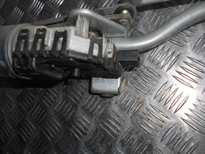 Motore tergicristallo anteriore AUDI A4 2 PHASE 2 Diésel - 1