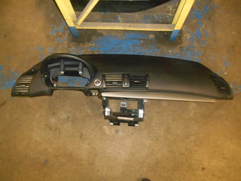 Planche de bord complete BMW SERIE 1 E87 PHASE 1 Diesel - 1
