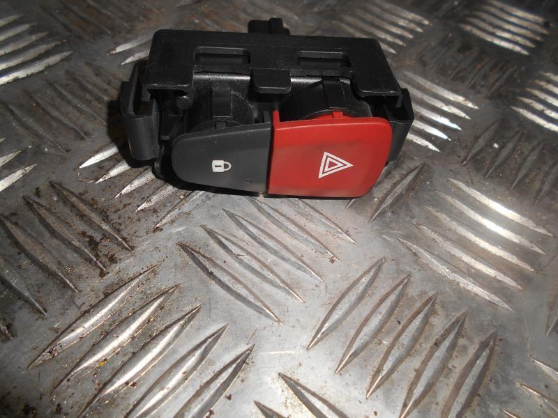 Bouton de warning RENAULT SCENIC 3 PHASE 1 Diesel - 1