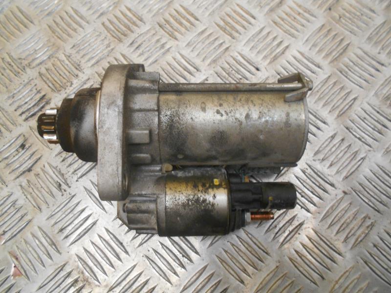 Demarreur VOLKSWAGEN GOLF 5 Essence - 1