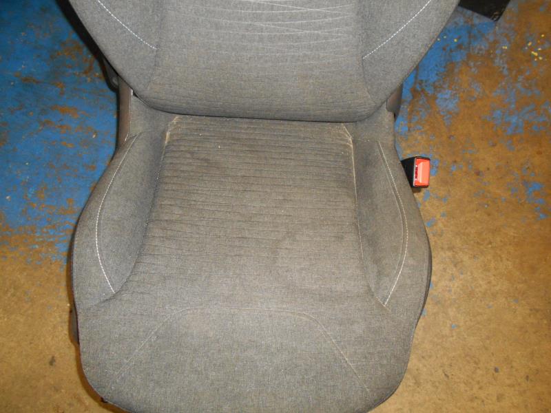 Siege avant droit CITROEN C3 2 PHASE 2 Diesel - 1
