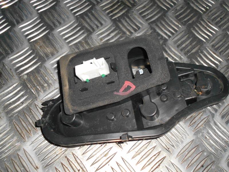 Base portalampade fanale posteriore destro CITROEN C3 2 PHASE 1 Diésel - 1