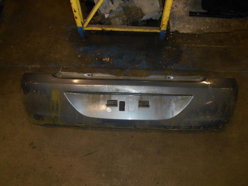 Pare choc arriere RENAULT CLIO 2 PHASE 2 Essence - 1