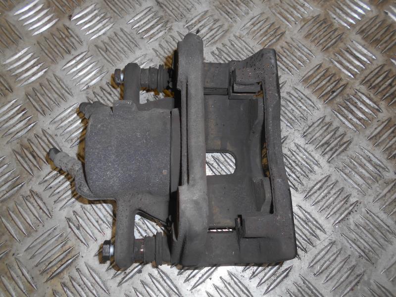 Etrier avant droit (freinage) RENAULT CLIO 3 PHASE 1 BREAK Essence - 1