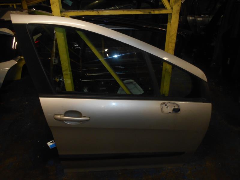 Portiera anteriore destra PEUGEOT 308 1 SW PHASE 1 BREAK Diésel - 1