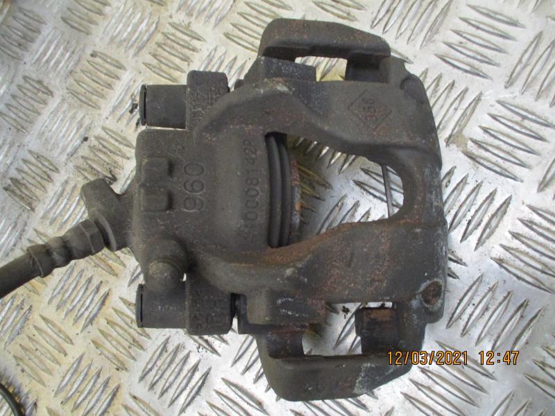 Etrier avant droit (freinage) RENAULT CLIO 4 PHASE 1 Diesel - 1