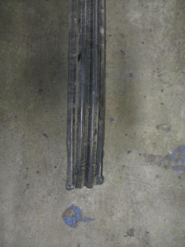 Traversa rinforzo paraurti posteriore VOLKSWAGEN GOLF 5 Gasolina - 1