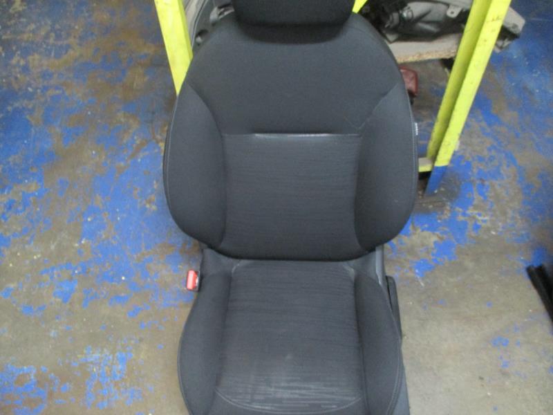 Siege avant gauche PEUGEOT 208 1 PHASE 2 Diesel - 1
