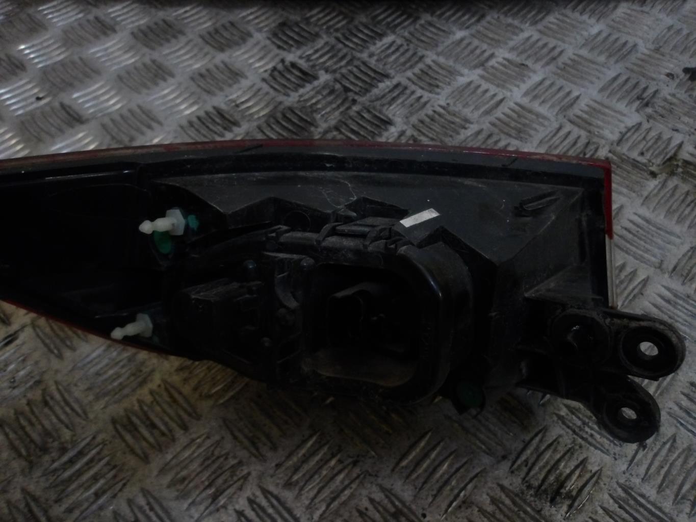 Fanale posteriore principale destro (luci) RENAULT CLIO 4 PHASE 1 Diésel - 1