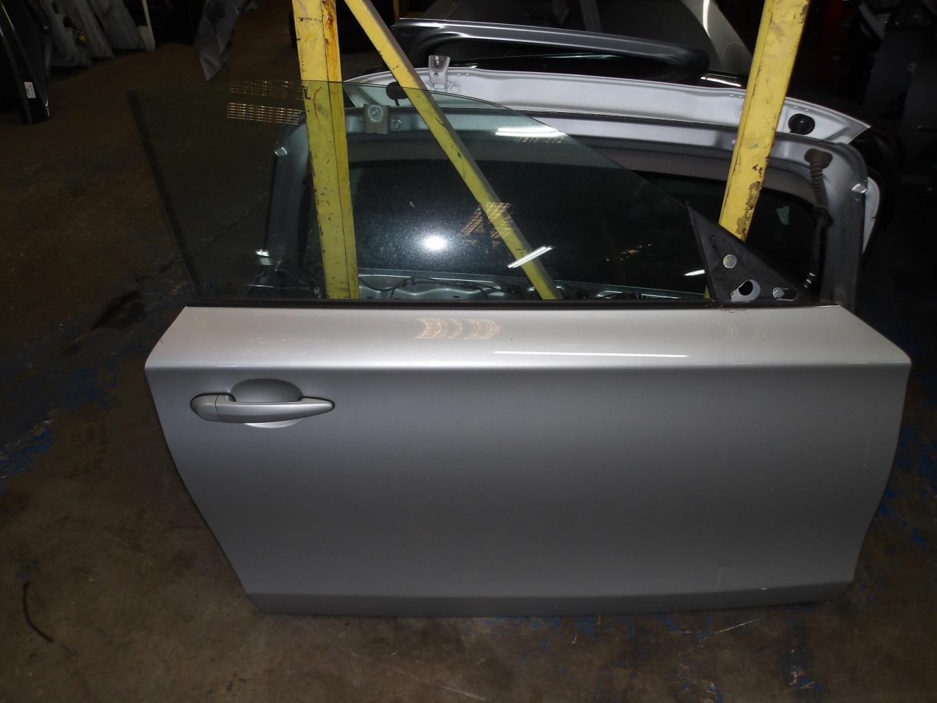 Portiera anteriore destra BMW SERIE 1 E88 CABRIO  - 1