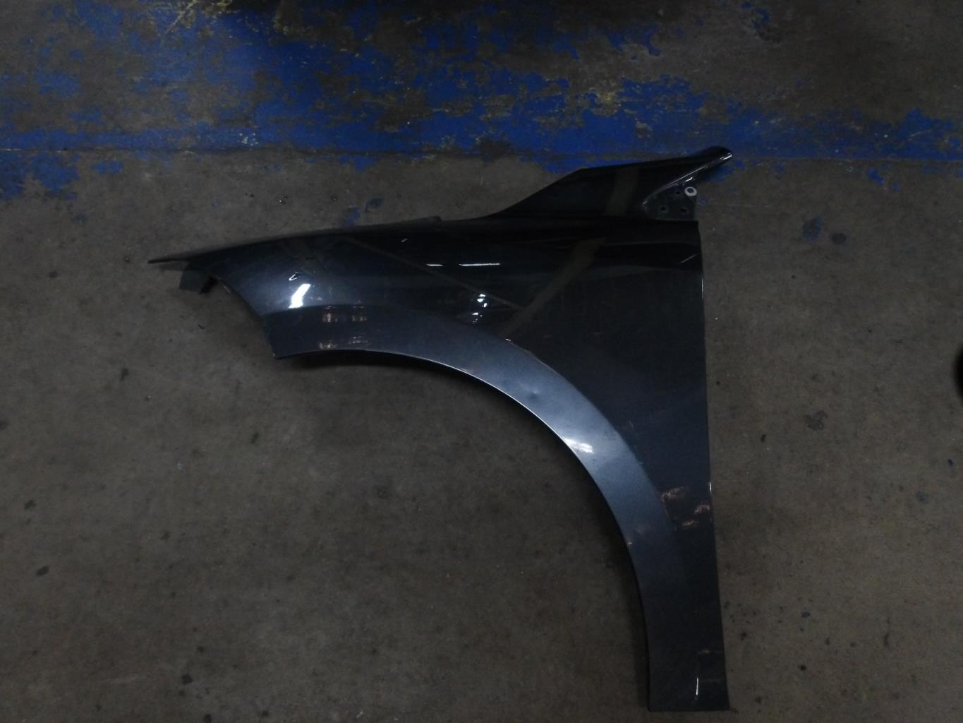 Parafango anteriore sinistro RENAULT MEGANE 3 PHASE 1 COUPE Diésel - 1