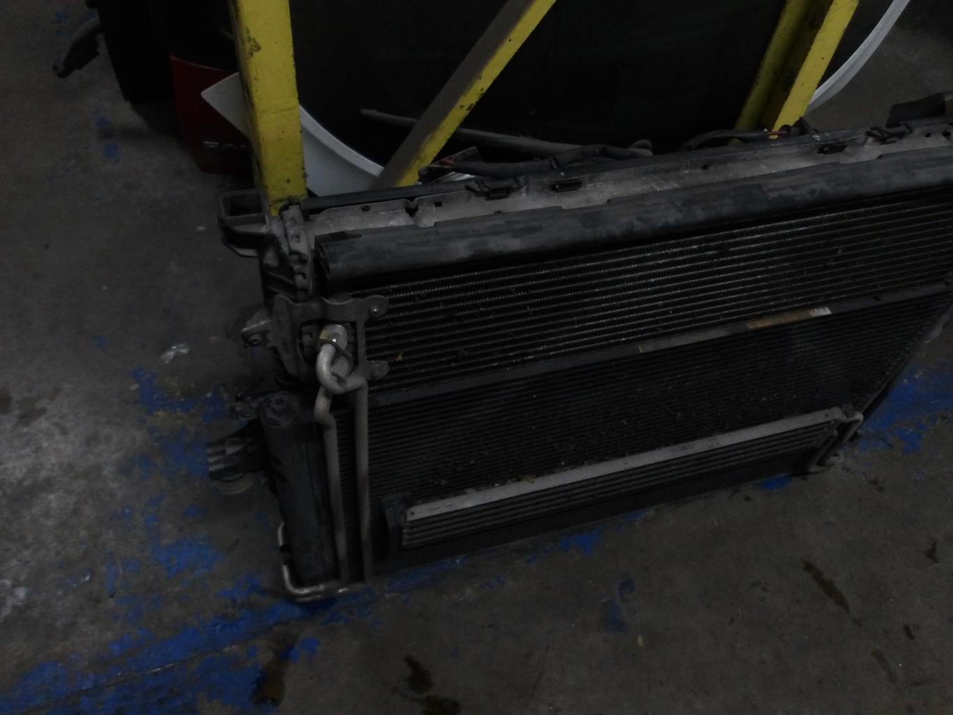 Radiateur eau AUDI Q7 1 PHASE 1 Diesel - 1