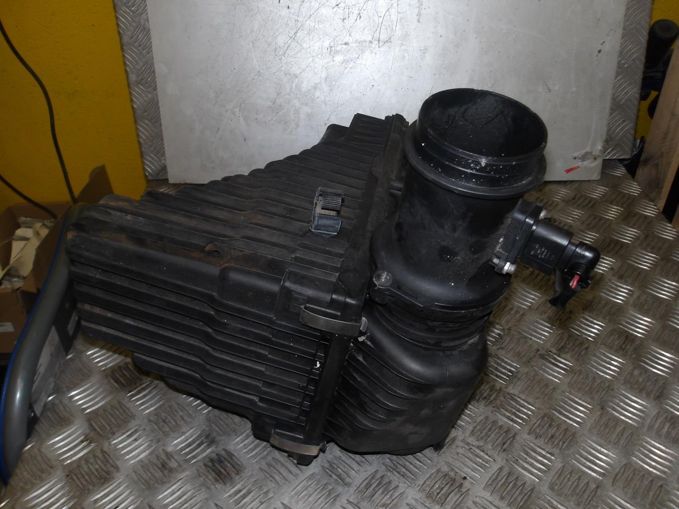 Boite a air AUDI Q7 1 PHASE 1 Diesel - 1
