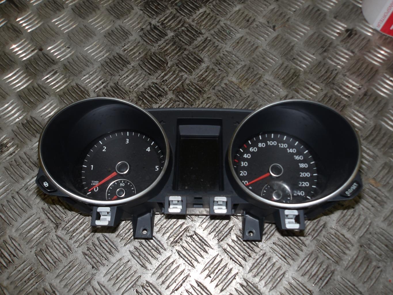 Compteur VOLKSWAGEN GOLF 6 BREAK Diesel - 1