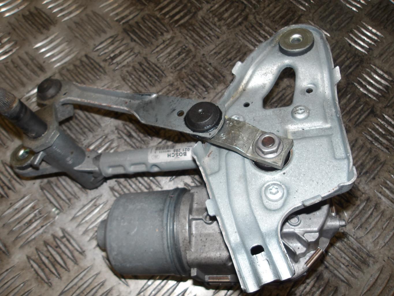 Motore tergicristallo anteriore sinistro PEUGEOT 5008 1 PHASE 1 Diésel - 1