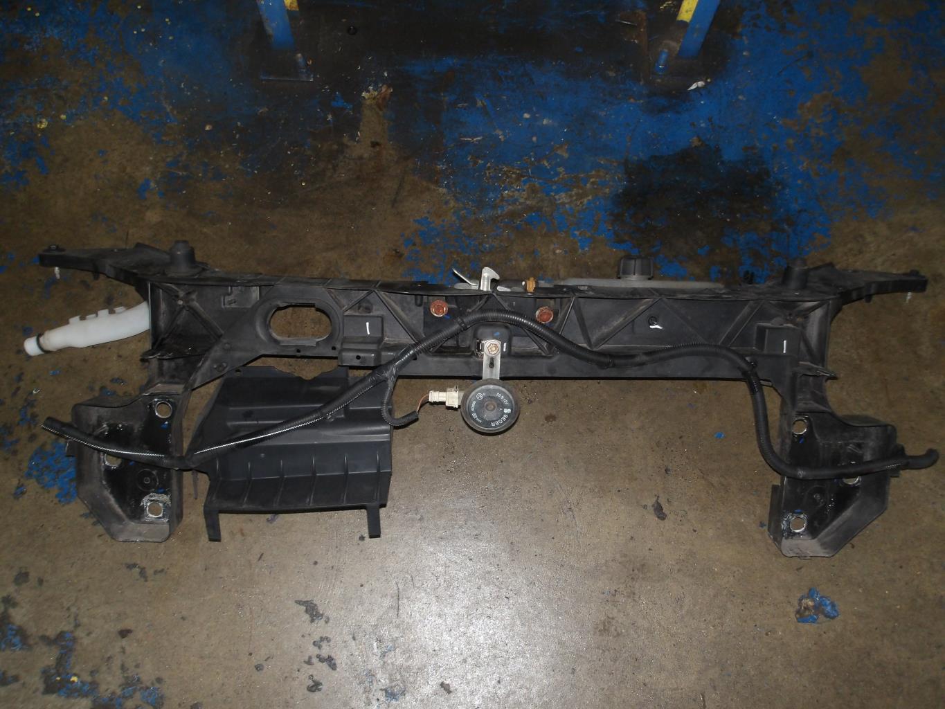Pannellatura anteriore RENAULT CLIO 3 PHASE 2 Diésel - 1