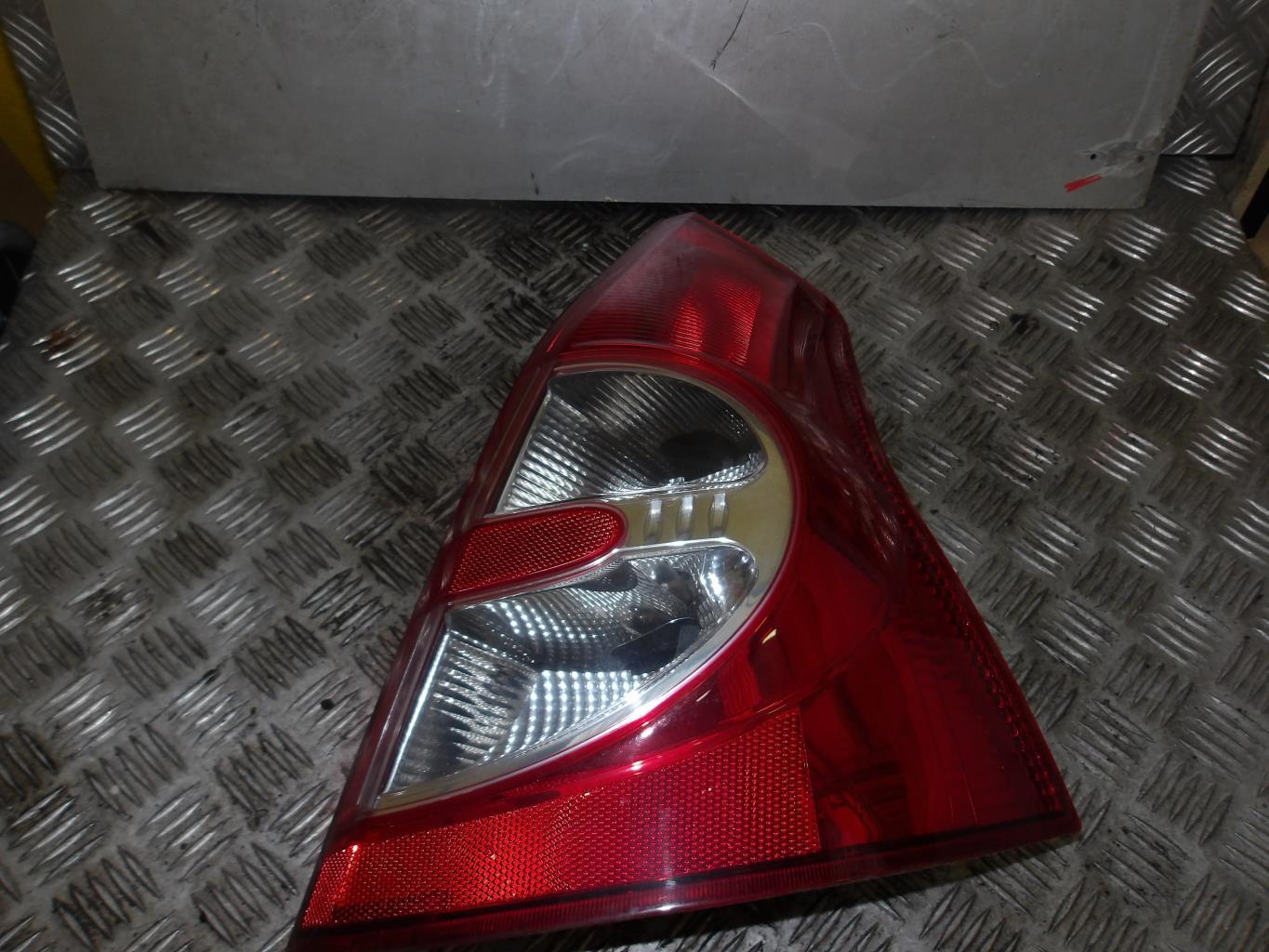 Fanale posteriore principale destro (luci) DACIA SANDERO 1 Diésel - 1
