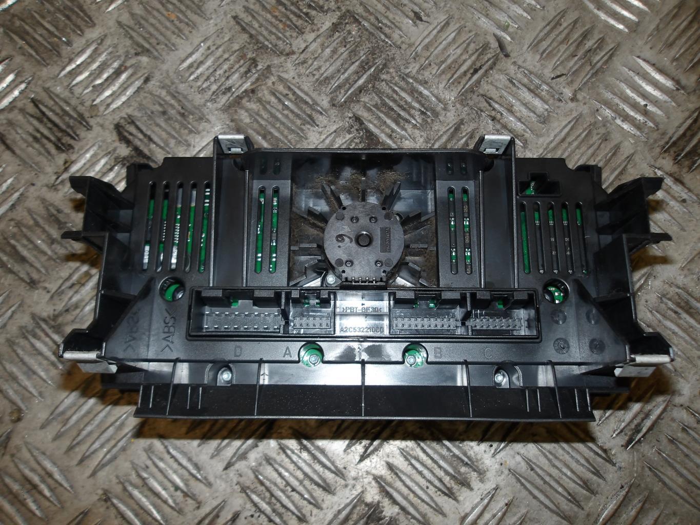 Commande chauffage AUDI A3 2 PHASE 2 Diesel - 1