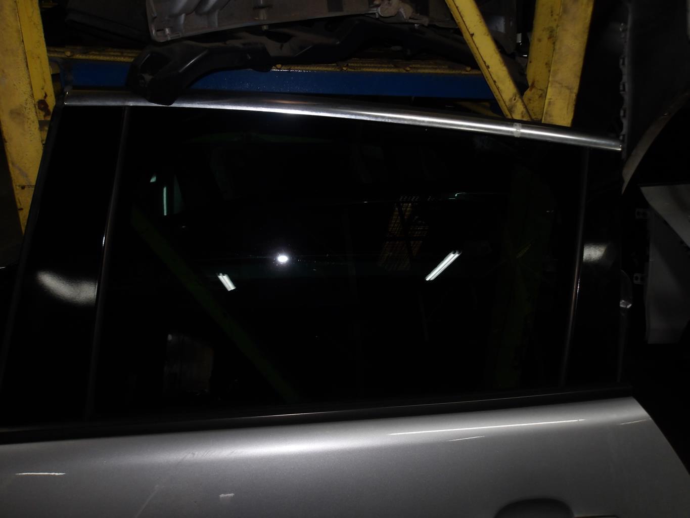 Portiera posteriore sinistra PEUGEOT 3008 1 PHASE 1 Diésel - 1