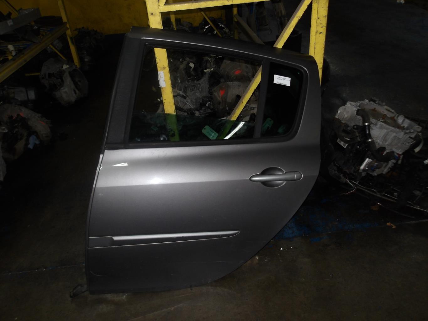 Portiera posteriore sinistra RENAULT CLIO 3 PHASE 2 Diésel - 1