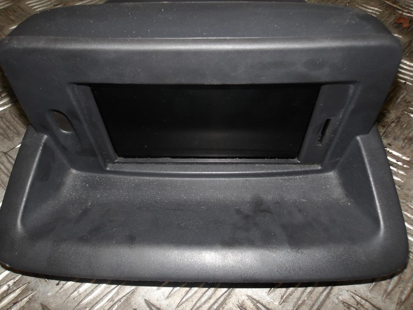 Ecran GPS RENAULT CLIO 3 PHASE 2 Diesel - 1