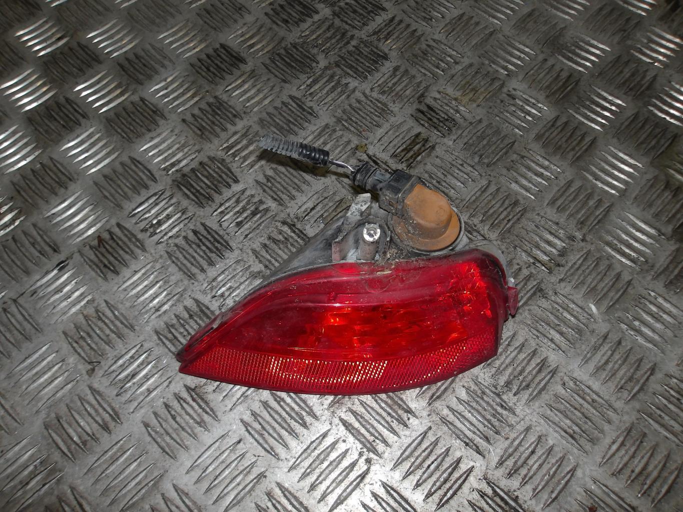 Luce paraurti posteriore sinistra RENAULT CAPTUR 1 PHASE 2 Gasolina - 1