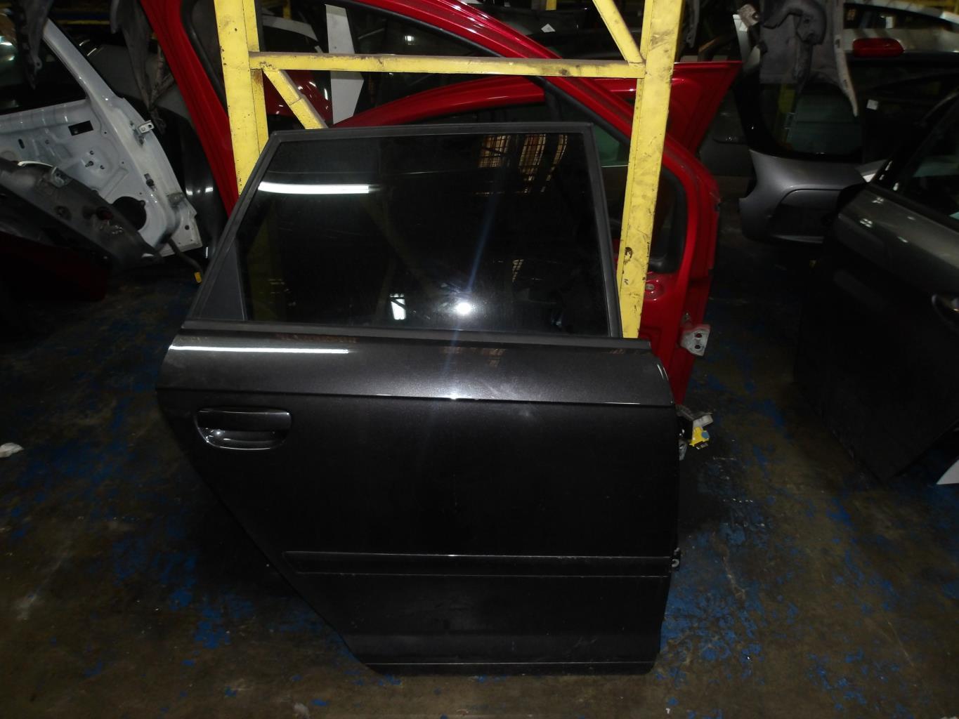 Puerta trasera derecha AUDI A3 2 SPORTBACK PHASE 1 Diésel - 1