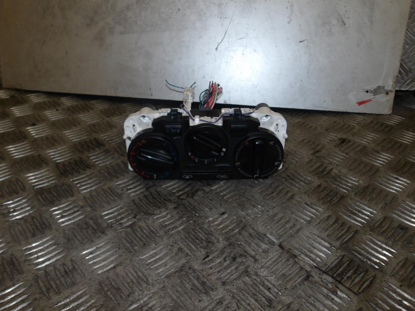 Commande chauffage NISSAN NV200 Diesel - 1