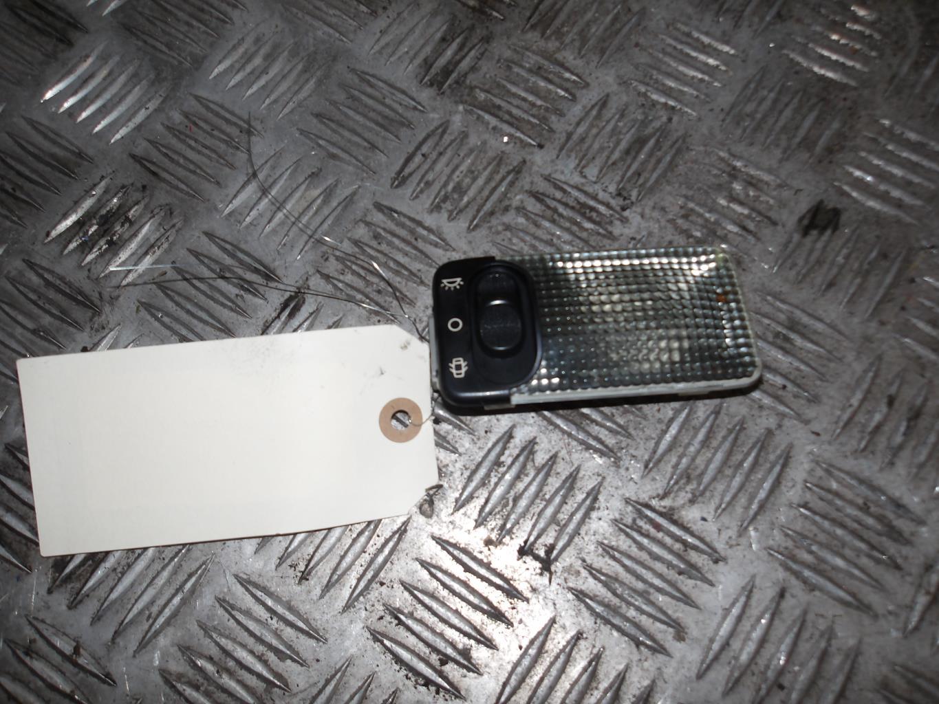 Eclairage de plafonnier PEUGEOT 206 PHASE 1 Diesel - 1