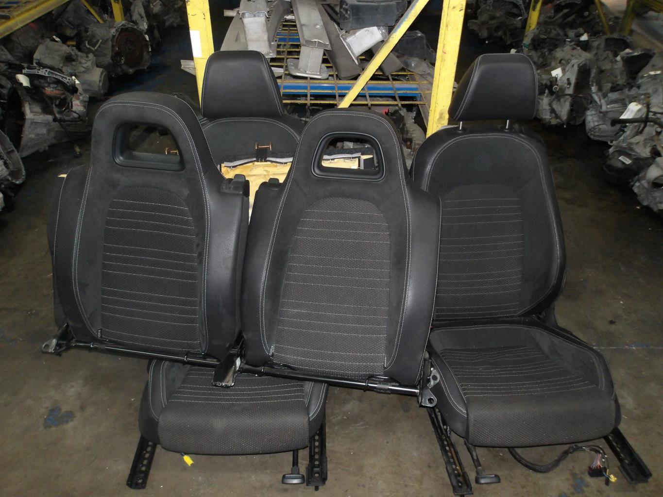Interieur complet VOLKSWAGEN SCIROCCO 3 PHASE 1 COUPE Essence - 1