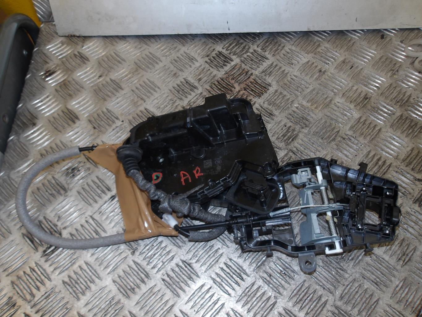 Serratura posteriore destra VOLKSWAGEN TIGUAN 2 PHASE 1 Diésel - 1
