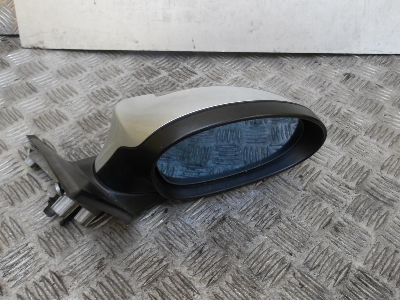 Retrovisor derecho BMW SERIE 1 E87 PHASE 1 Diésel - 1