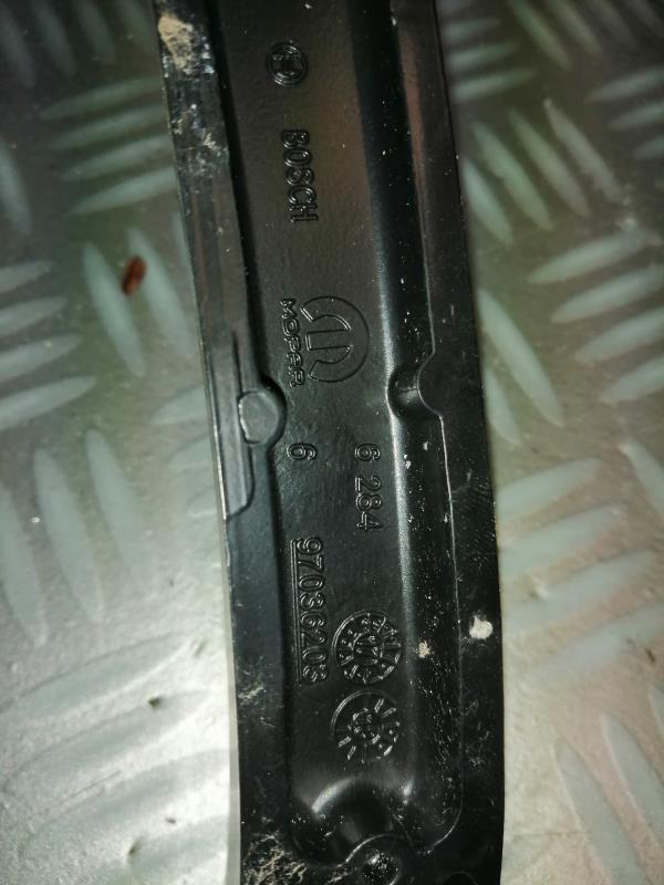 Braccio tergicristallo anteriore destro FIAT 500X PHASE 1 Diésel - 1