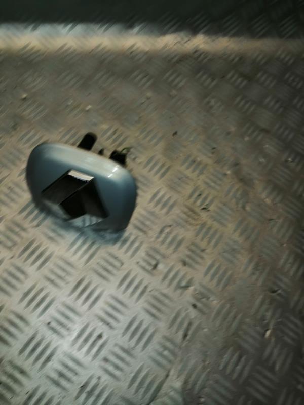 Bouton de coffre RENAULT CLIO 2 PHASE 2 Diesel - 1