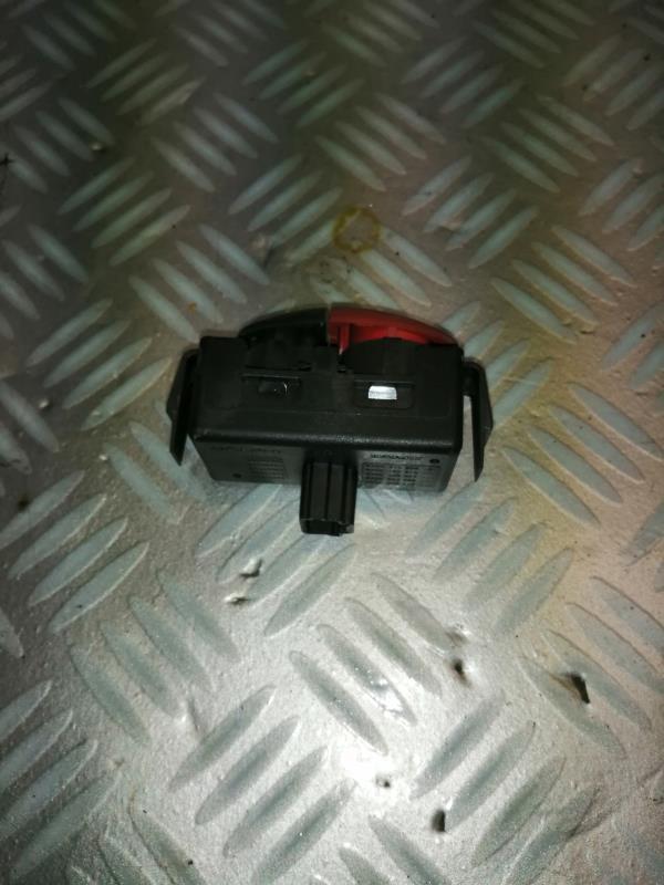 Bouton de warning RENAULT TWINGO 2 PHASE 1 Essence - 1