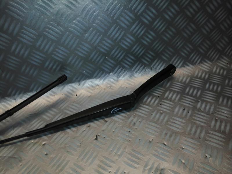 Braccio tergicristallo anteriore sinistro VOLKSWAGEN GOLF 5 Diésel - 1