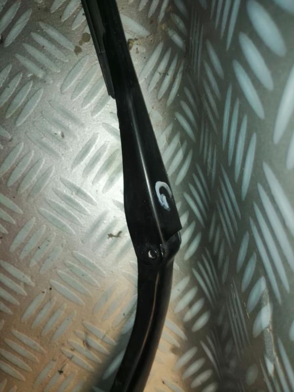 Braccio tergicristallo anteriore sinistro BMW SERIE 1 F21 PHASE 1 Diésel - 1