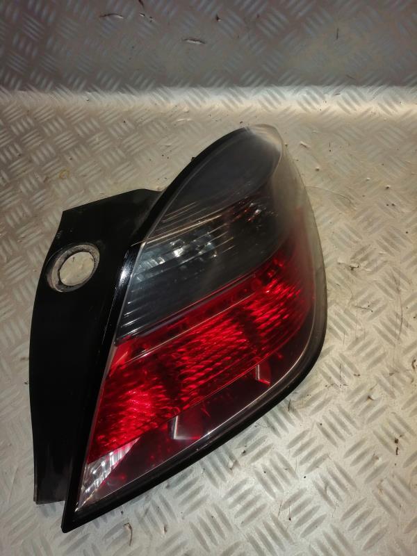 Fanale posteriore principale destro (luci) OPEL ASTRA H GTC PHASE 1 Diésel - 1