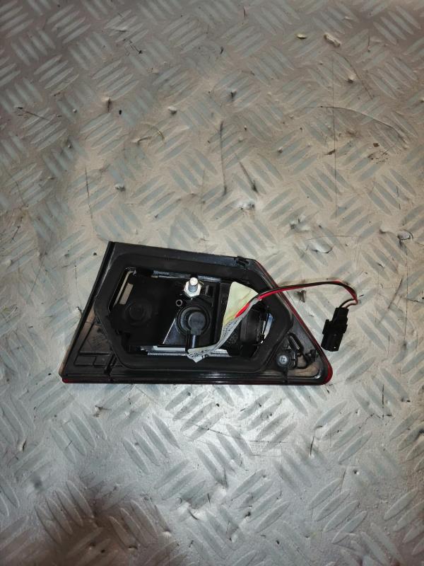 Feu arriere secondaire gauche (feux) RENAULT CLIO 4 PHASE 1 Essence - 1
