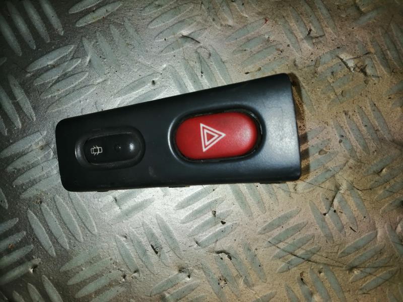 Bouton de warning RENAULT LAGUNA 1 PHASE 2 Diesel - 1