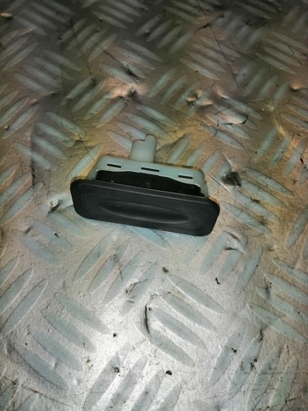 Attuatore serratura portellone posteriore RENAULT CLIO 4 PHASE 1 Gasolina - 1