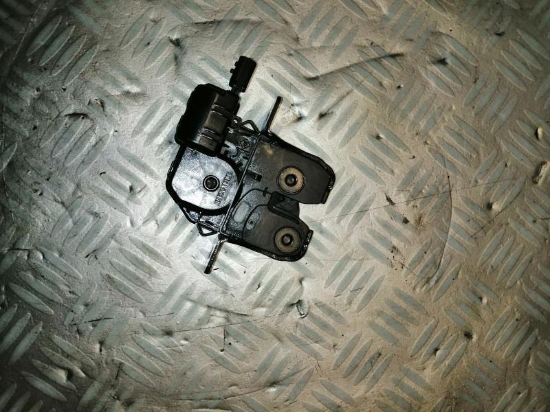 Serrure de hayon RENAULT CLIO 4 PHASE 1 Essence - 1