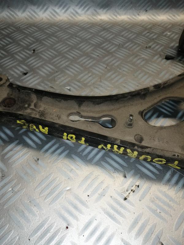 Triangolo anteriore sinistro VOLKSWAGEN TOURAN 1 PHASE 1 Diésel - 1