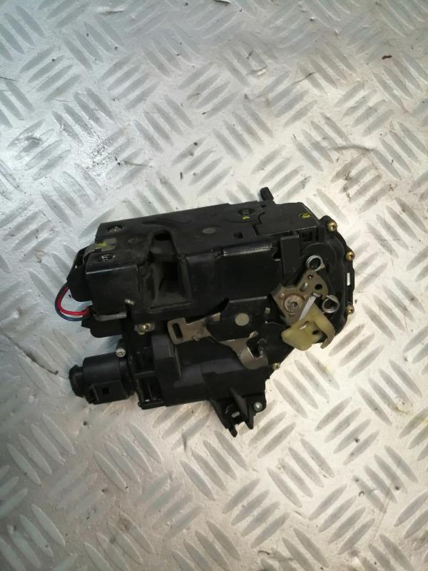 Serrure avant droit SEAT LEON 1 Diesel - 1