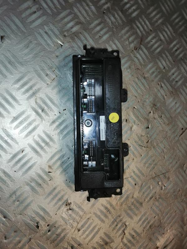 Commande chauffage VOLKSWAGEN TRANSPORTER 6 Diesel - 1