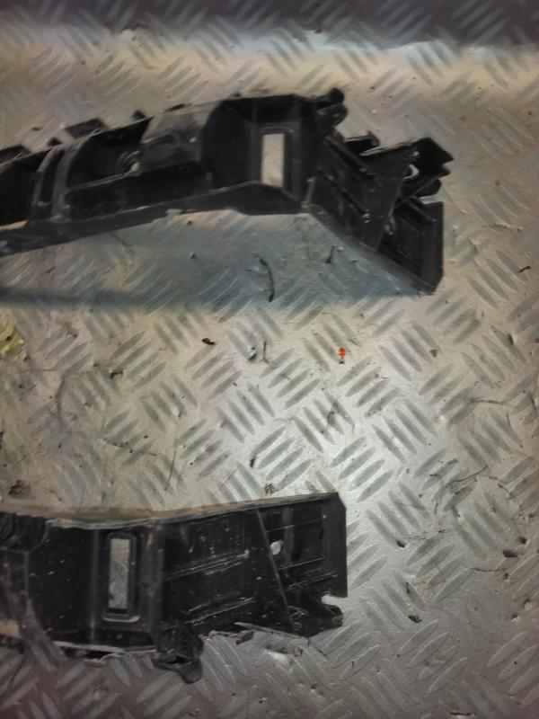 Supporto paraurti posteriore VOLKSWAGEN TRANSPORTER 6 Diésel - 1