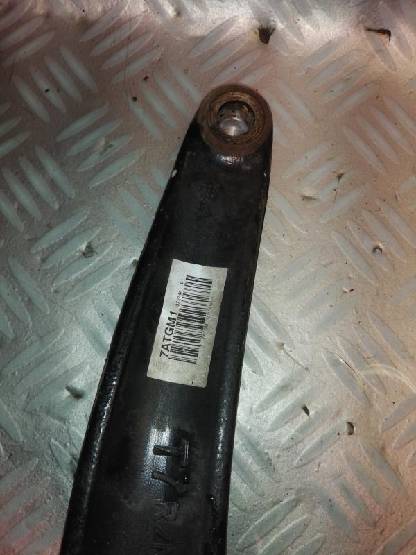 Triangolo anteriore destro PEUGEOT 308 1 SW PHASE 1 BREAK Gasolina - 1