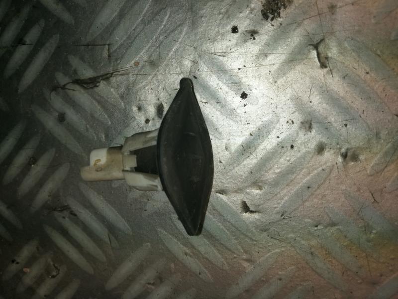 Attuatore serratura portellone posteriore RENAULT CLIO 3 PHASE 2 Diésel - 1